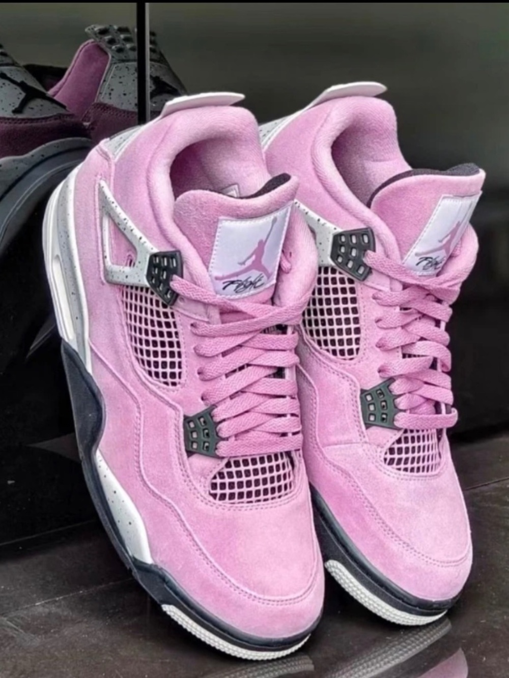 Jordan retro 4 orchid